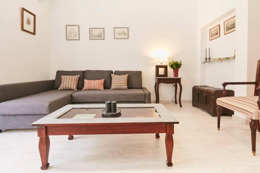 Original Y Coqueto Apartamento Junto A Plaza Mayor Apartment มาดริด ภายนอก รูปภาพ