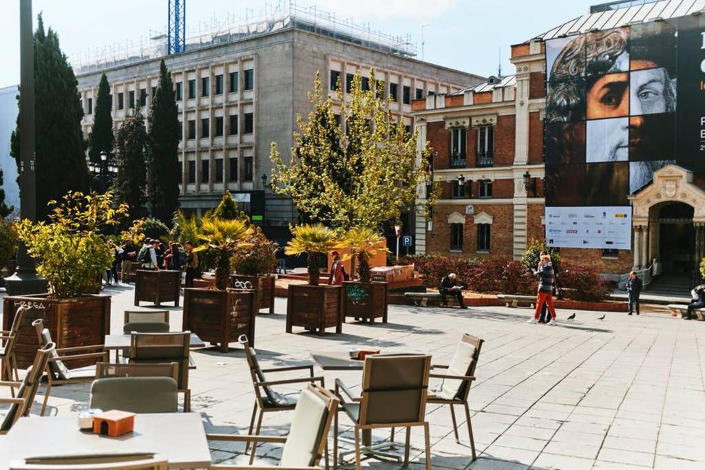 Original Y Coqueto Apartamento Junto A Plaza Mayor Apartment มาดริด ภายนอก รูปภาพ